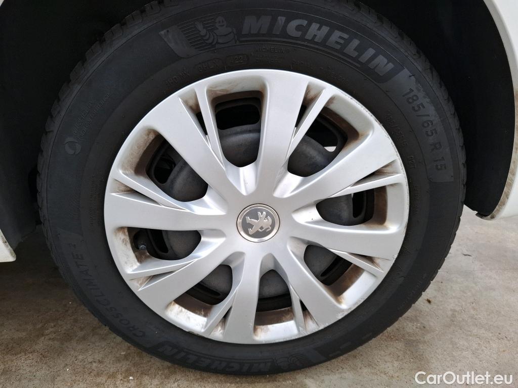  Peugeot  208  Affaire Premium Pack 1.5 HDi 100CV BVM5 E6dT #85