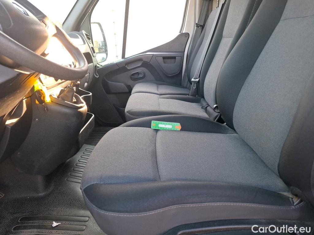  Renault  Master  III Fourgon L1H1 2 8 Grand Confort 2.3 dCi 110CV BVM6 E6 #18