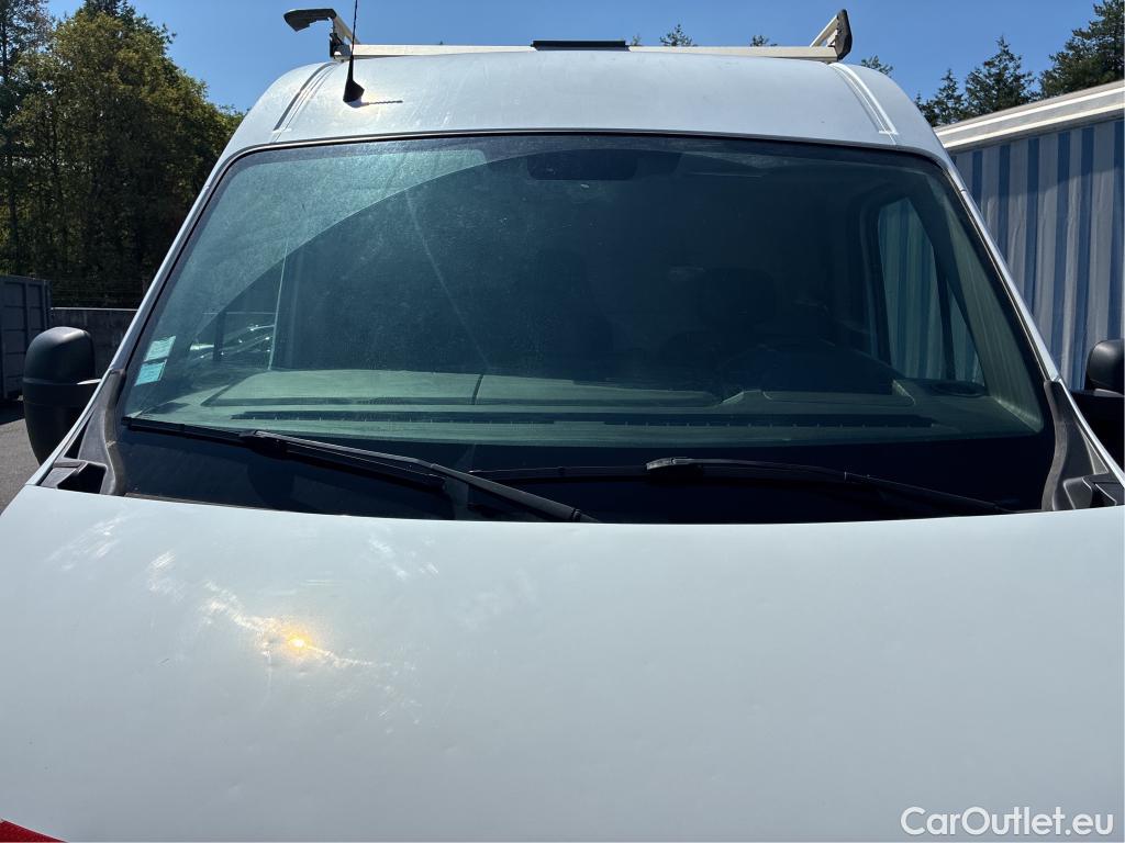  Renault  Master  III Fourgon L2H2 3 5 Grand Confort dCi 135CV BVM6 E6dT #18