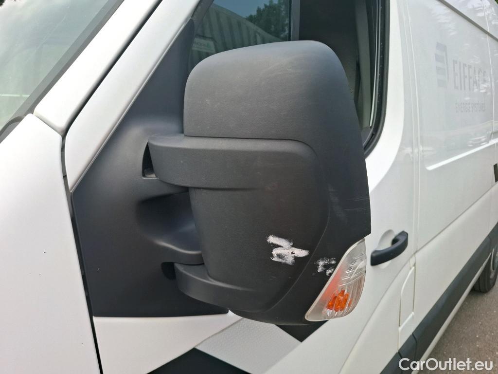  Renault  Master  III Fourgon L2H2 3 5 Grand Confort dCi 135CV BVM6 E6dT #36