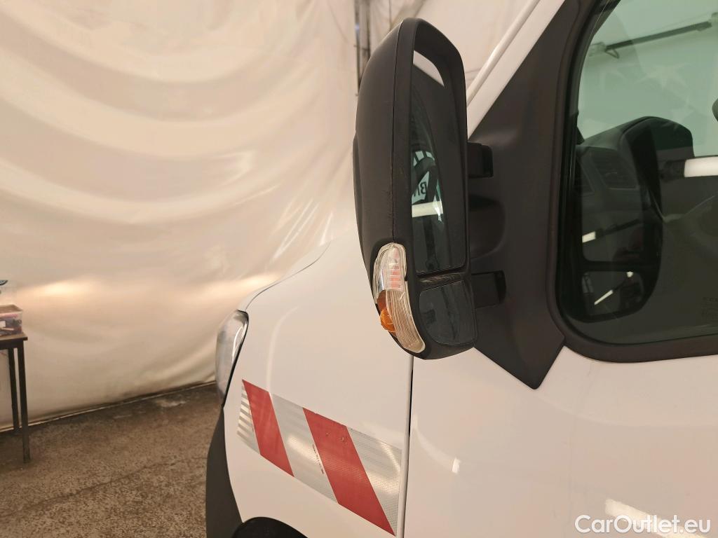  Renault  Master  III Fourgon L2H2 3 3 Grand Confort dCi 135CV BVM6 E6dT #9