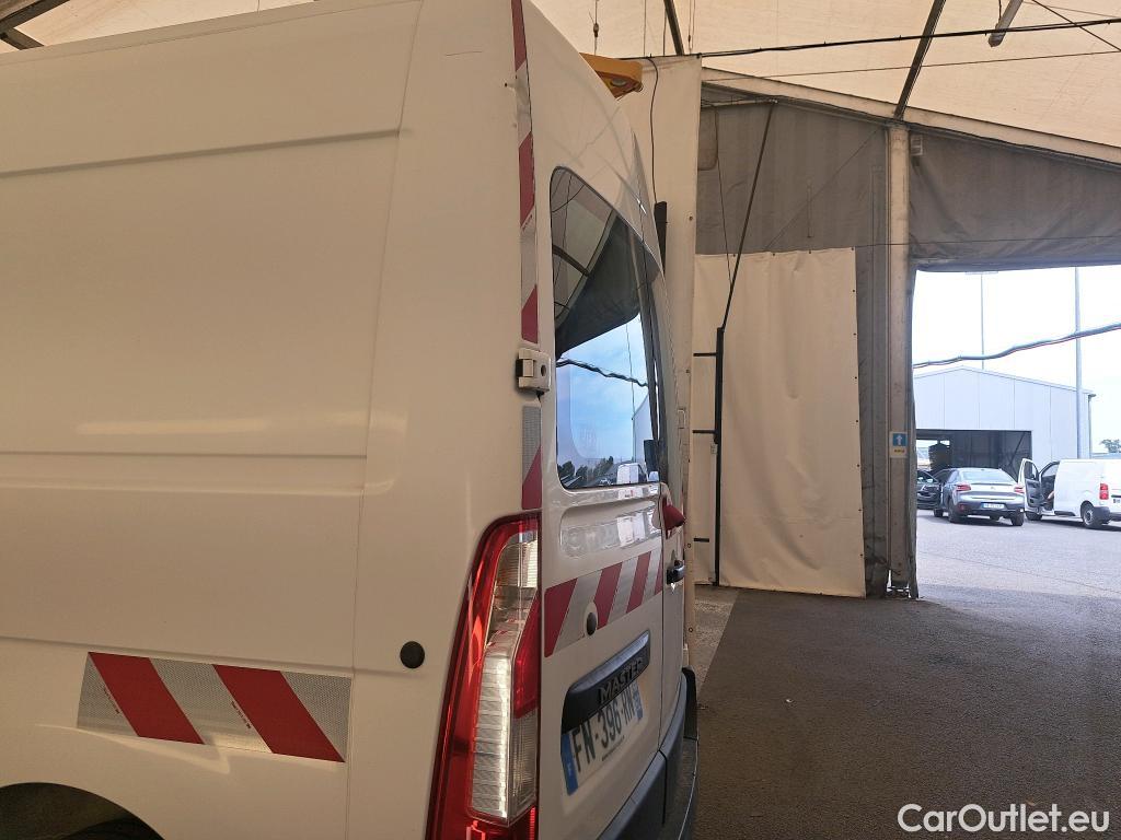  Renault  Master  III Fourgon L2H2 3 3 Grand Confort dCi 135CV BVM6 E6dT #8