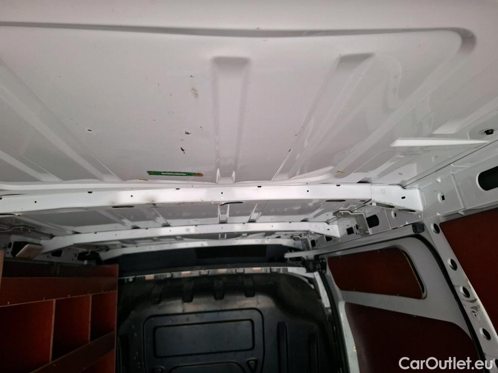  Renault  Master  III Fourgon L2H2 3 5 Grand Confort dCi 135CV BVM6 E6dT #3