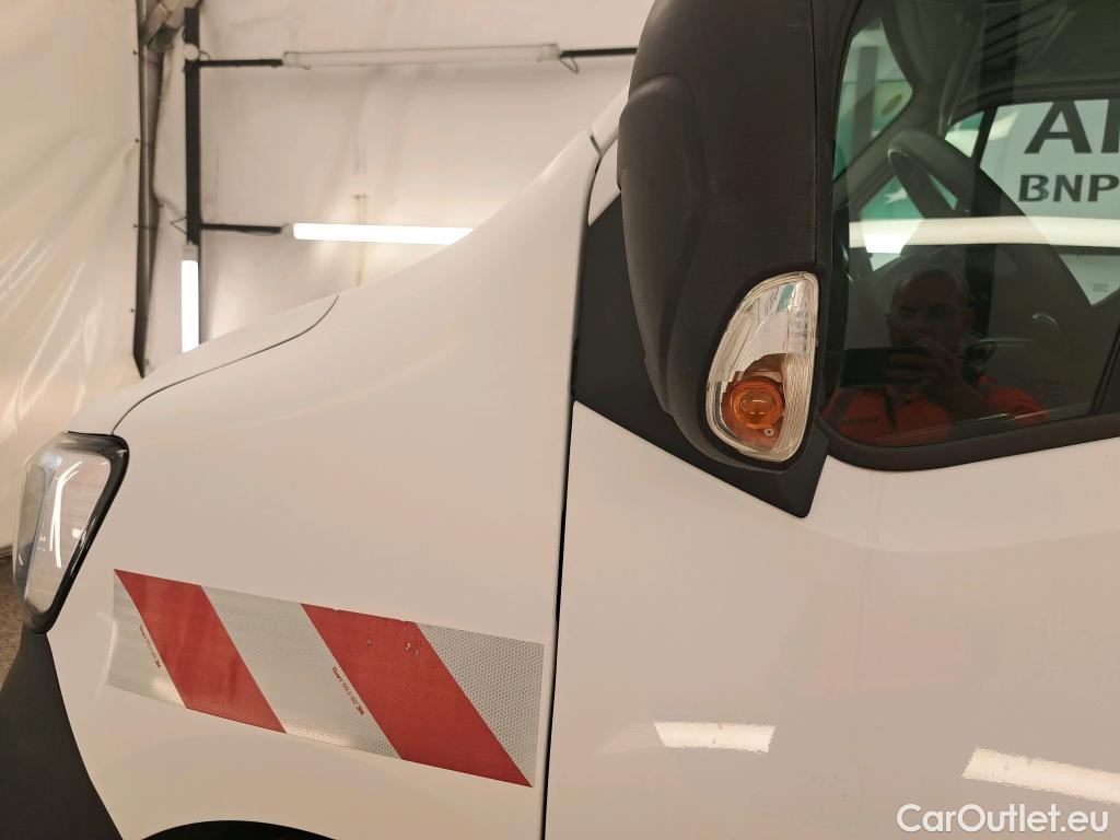  Renault  Master  III Fourgon L2H2 3 3 Grand Confort dCi 135CV BVM6 E6dT #23