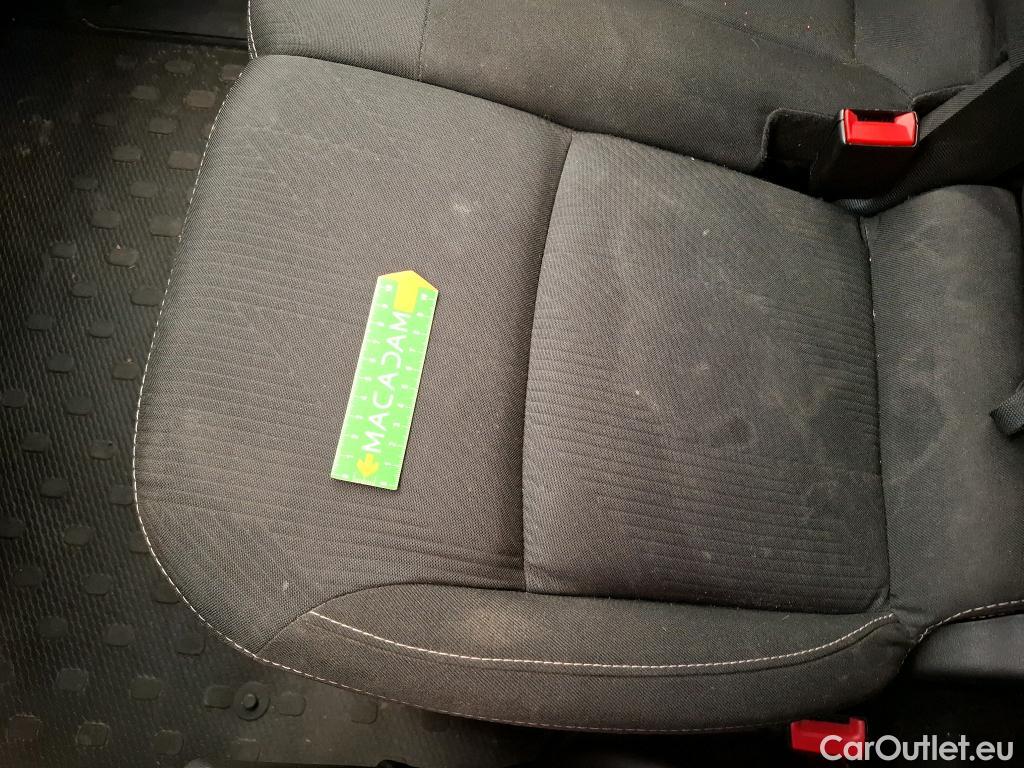  Renault  Trafic  Fourgon L2H1 3T Grand Confort 2.0 dCi 130CV BVM6 E6d #9