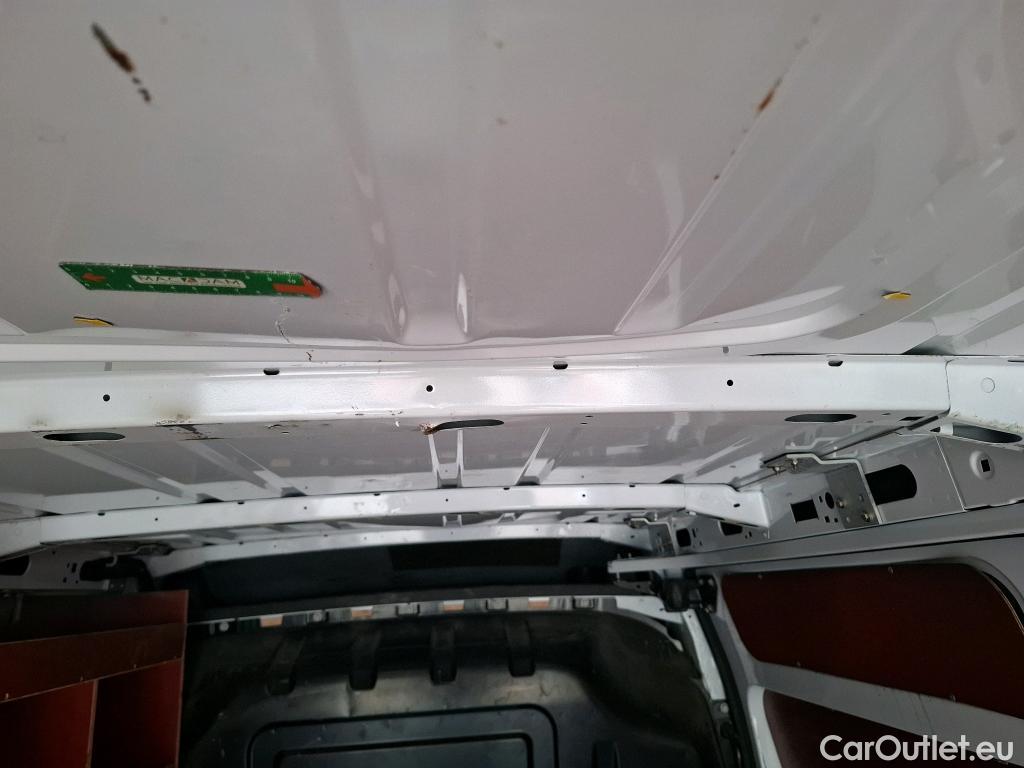  Renault  Master  III Fourgon L2H2 3 5 Grand Confort dCi 135CV BVM6 E6dT #4