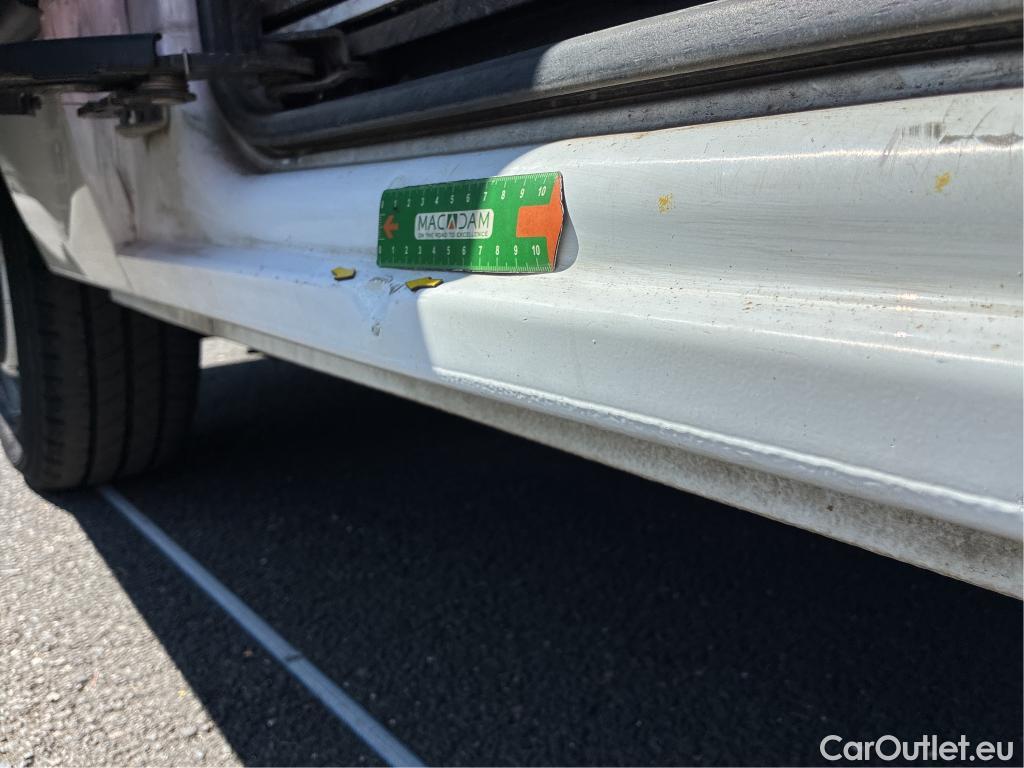  Renault  Master  III Fourgon L2H2 3 5 Grand Confort dCi 135CV BVM6 E6dT #32