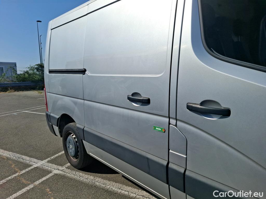  Renault  Master  III Fourgon L1H1 2 8 Grand Confort 2.3 dCi 110CV BVM6 E6 #22
