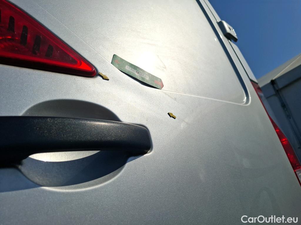  Renault  Master  III Fourgon L1H1 2 8 Grand Confort 2.3 dCi 110CV BVM6 E6 #8
