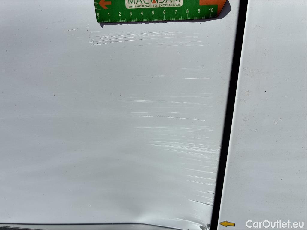  Renault  Master  III Fourgon L2H2 3 5 Grand Confort dCi 135CV BVM6 E6dT #4