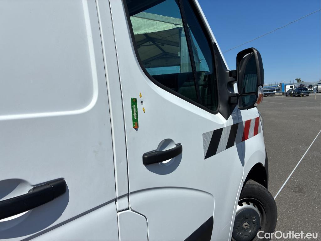  Renault  Master  III Fourgon L2H2 3 5 Grand Confort dCi 135CV BVM6 E6dT #36