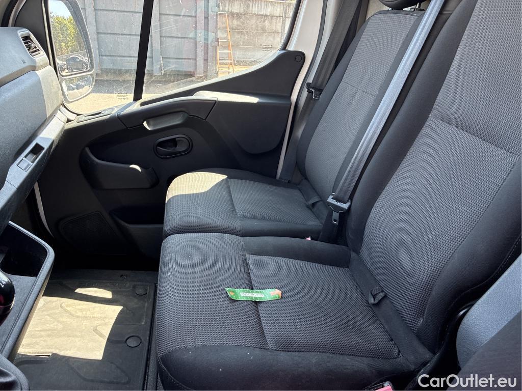  Renault  Master  III Fourgon L2H2 3 5 Grand Confort dCi 135CV BVM6 E6dT #12