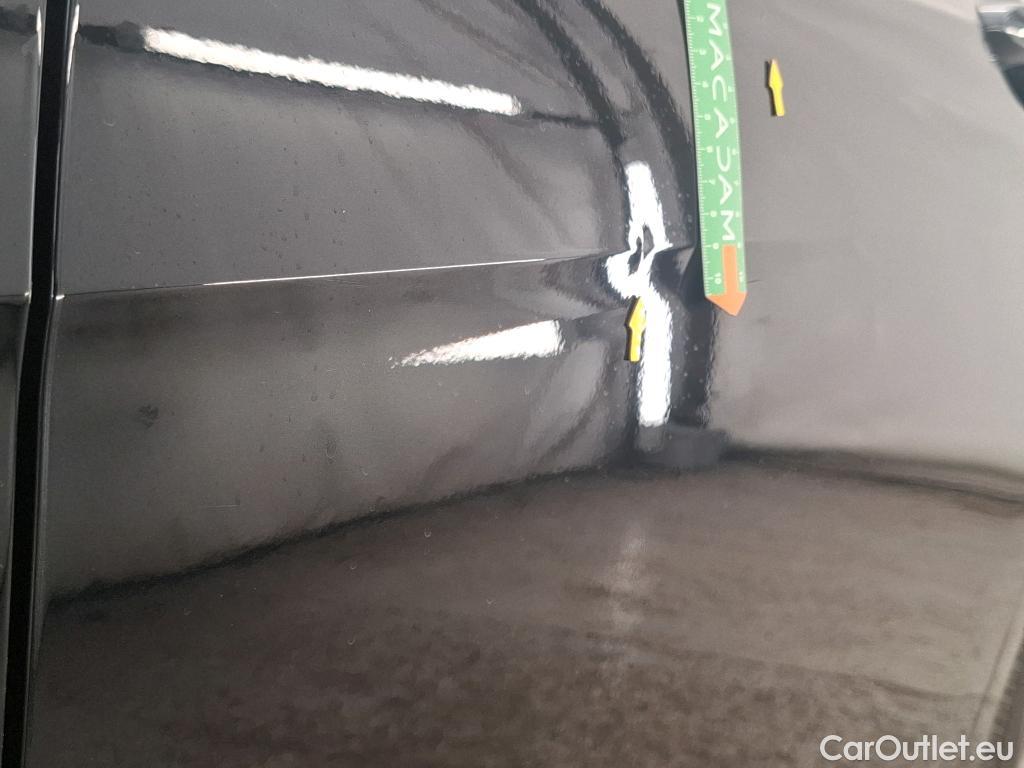  Bmw  Serie 2 BMW Série 2 Gran Coupé / 2019 / 4P / Berline 220I AUTO #17