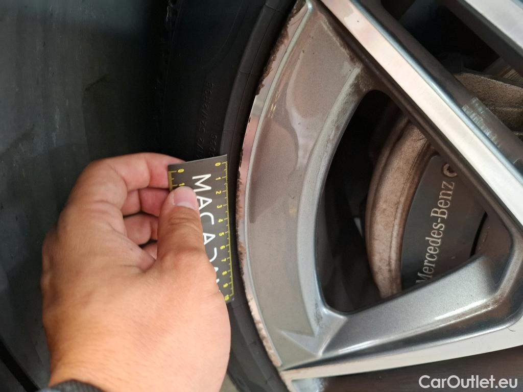  Mercedes  A-Klasse MERCEDES-BENZ Classe A 5p Berline A 200 AMG Line 7G-DCT #34