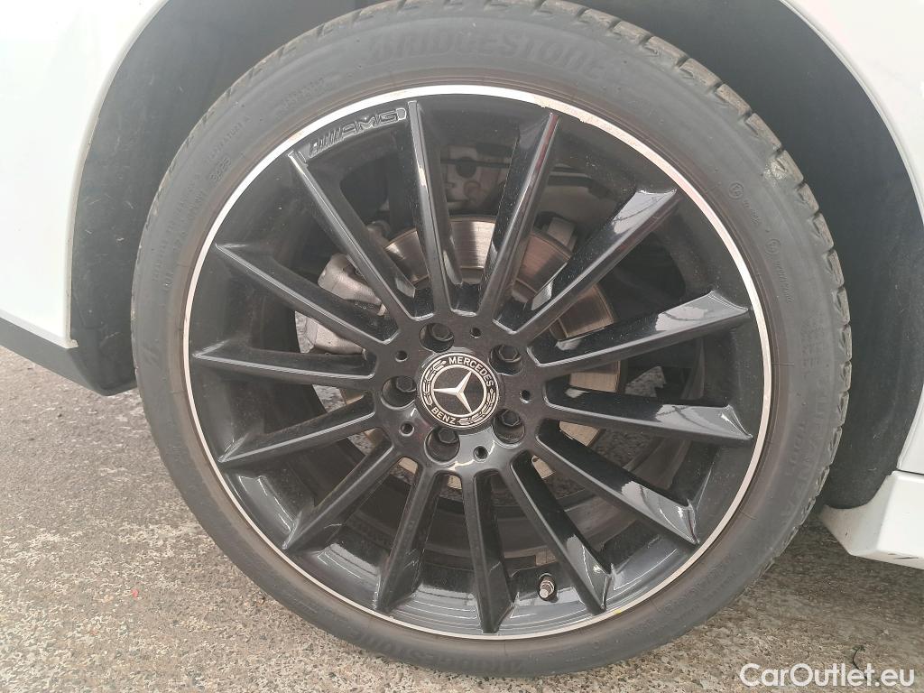  Mercedes  CLA-Klasse MERCEDES-BENZ CLA Coupe / 2019 / 4P / Coupé CLA 220 d AMG Line BA8 #2