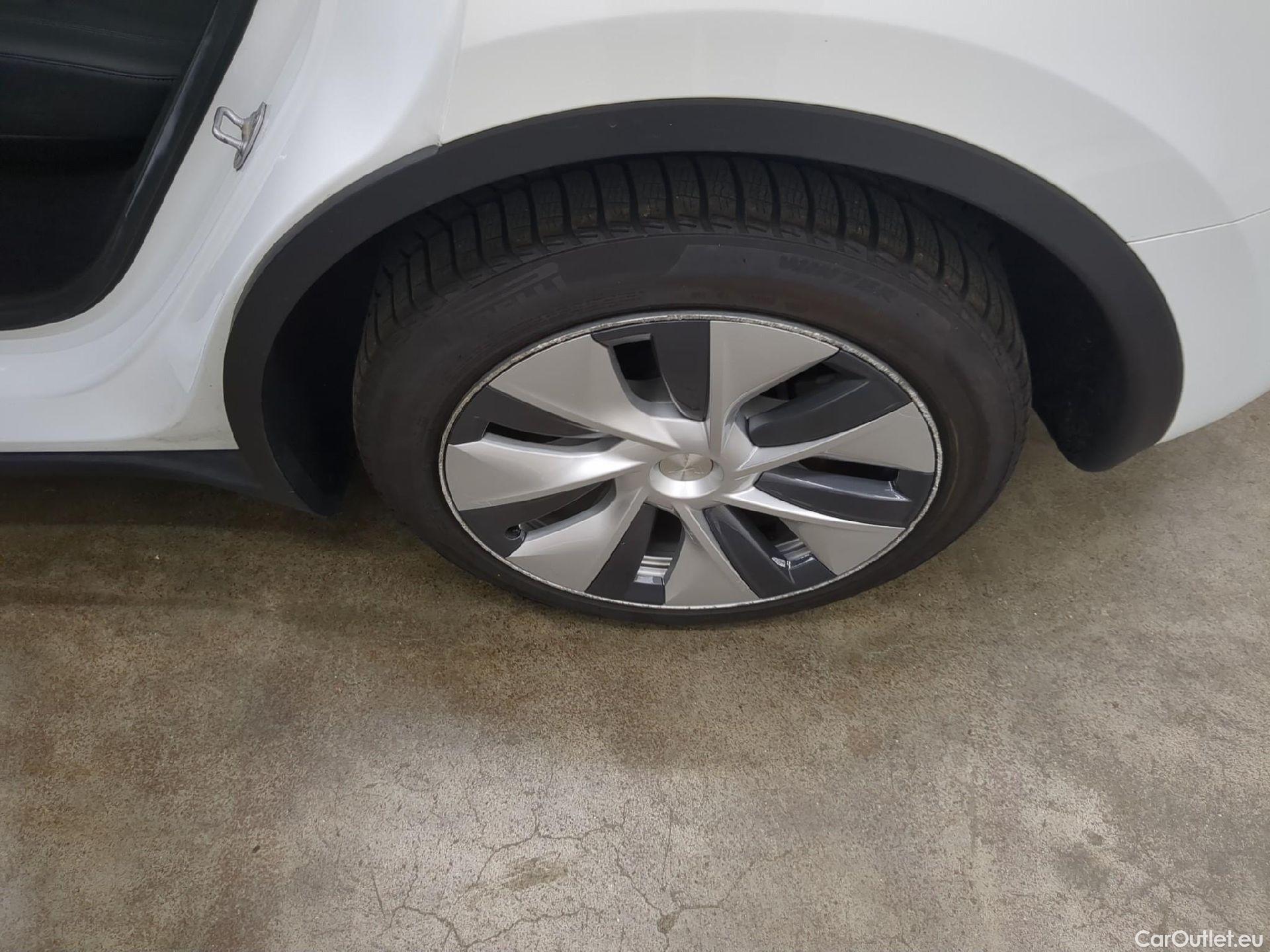  Tesla  Model Y TESLA  / 2020 / 5P / SUV Long Range Dual Motor AWD #4