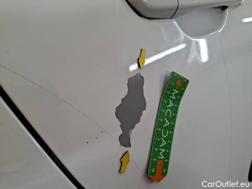 Citroen  C3  Société Feel 1.5 BlueHDI 100CV BVM6 E6dT #18