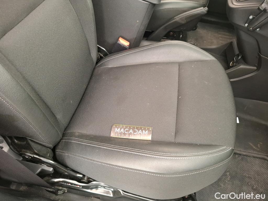  Renault  Kangoo RENAULT  / 2021 / 4P / Fourgonnette GD CONFORT - BLUE DCI 95 #35