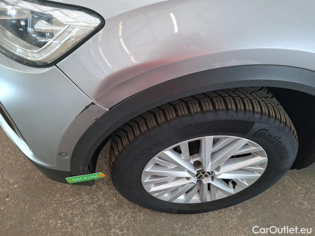  Volkswagen  T-ROC  Life 1.5 TSI 150CV BVA7 E6d #41
