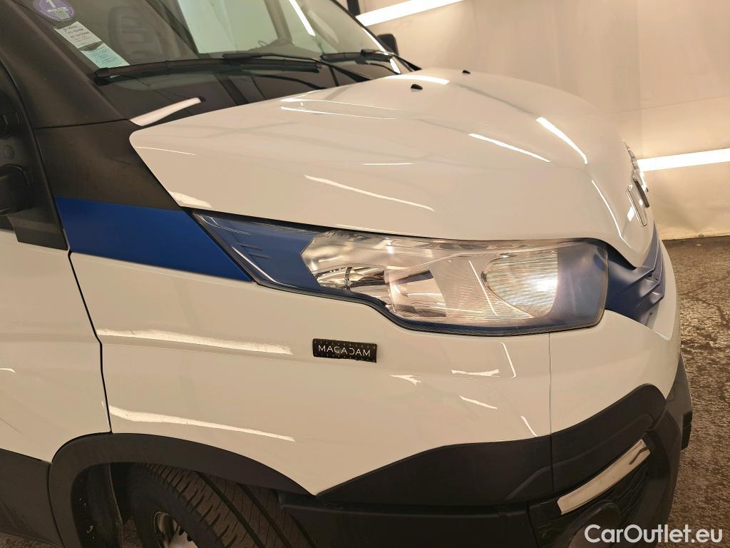  Iveco  Daily IVECO  VU 4p Fourgon 35S14GA8 V/P11 H2 3520 / GNV #11