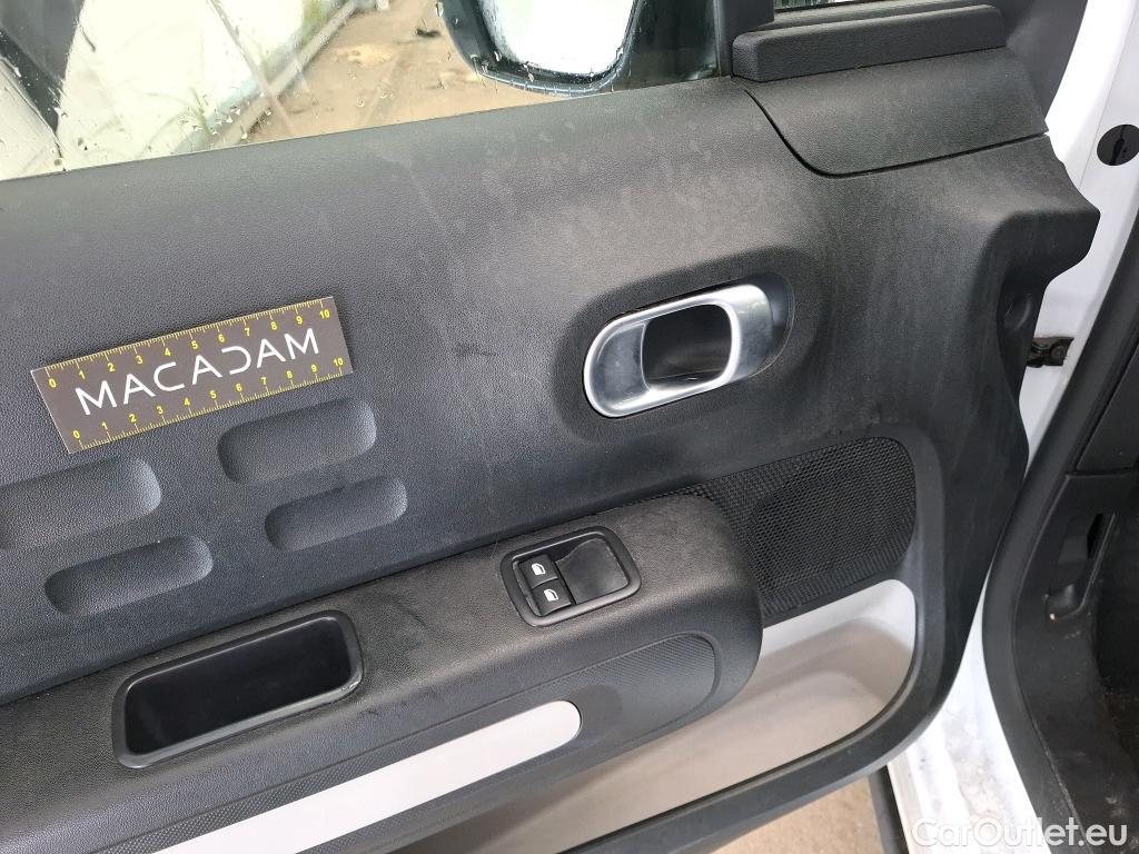  Citroen  C3 CITROEN  Société / 2020 / 5P / Berline PureTech 83 S&S BVM Feel #20