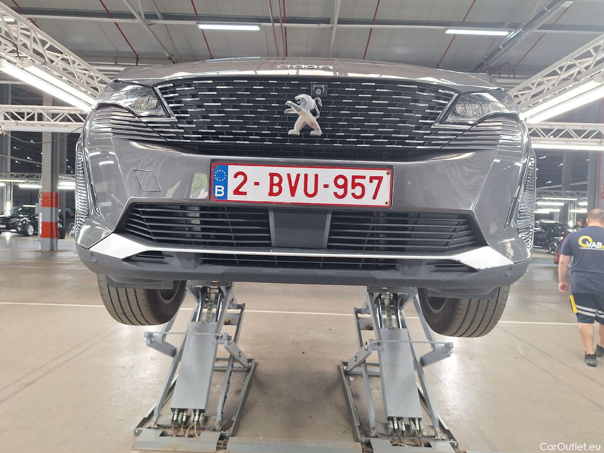  Peugeot  5008 Peugeot,  FL'20, Peugeot  1.5 BlueHDi 96kW S&S EAT8 Allure Pack #47