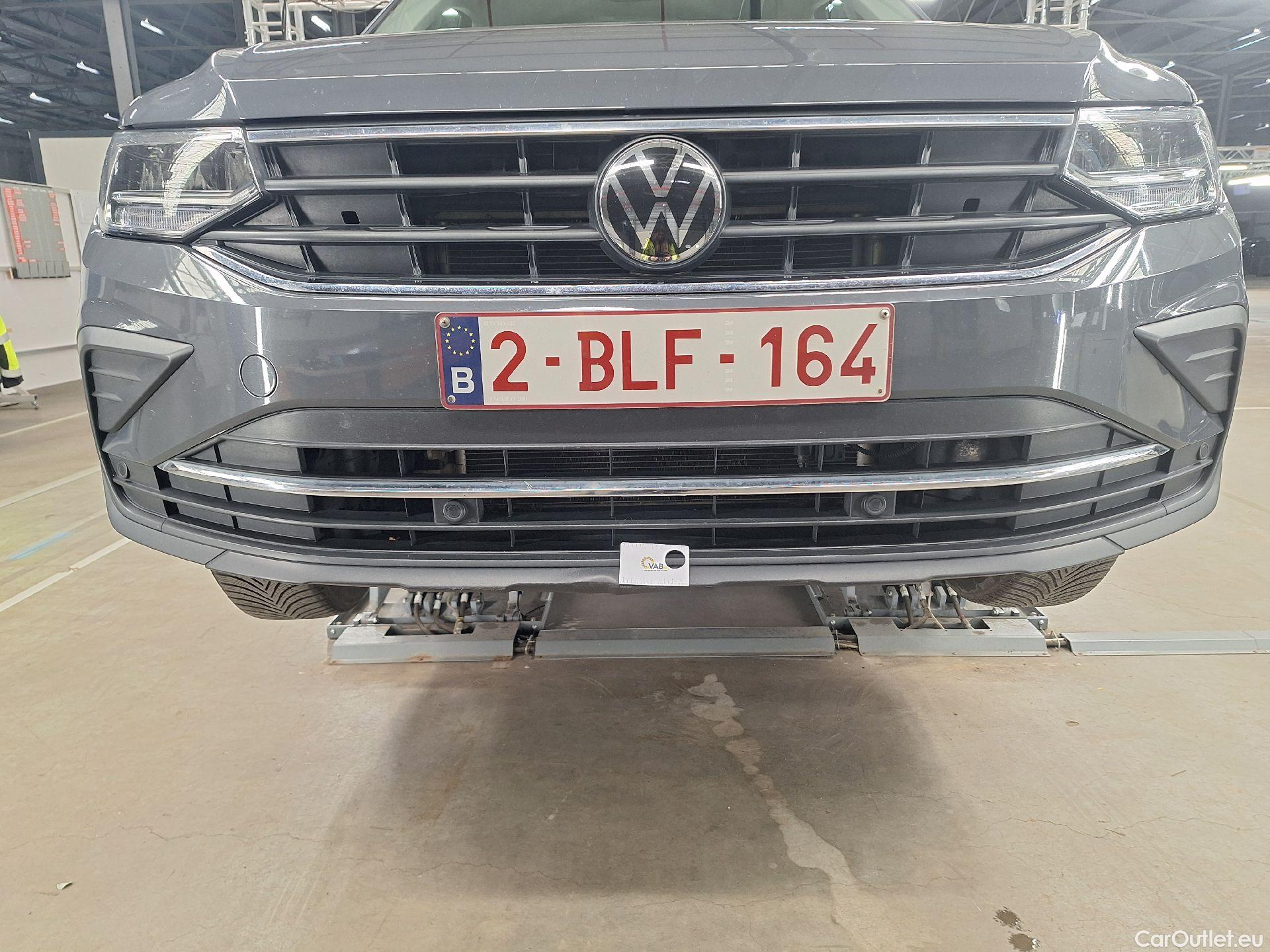  Volkswagen  Tiguan VW,  FL'20, Volkswagen  1.5 TSI 96kW Life 5d #26