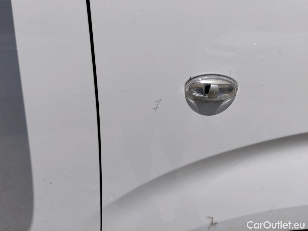  Opel  Vivaro OPEL  / 2019 / 4P / furgón 1.5 Diésel 88kW (120CV) M Std Select #36