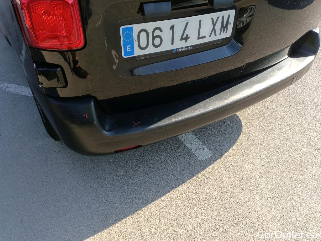  Peugeot  Expert PEUGEOT  / 2016 / 4P / furgón Furgón Premium 1.5 BlueHDi 100 Standard #26