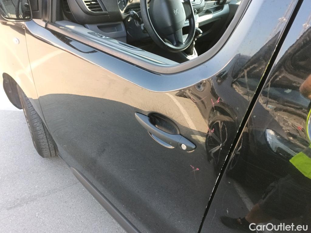  Peugeot  Expert PEUGEOT  / 2016 / 4P / furgón Furgón Premium 1.5 BlueHDi 100 Standard #20