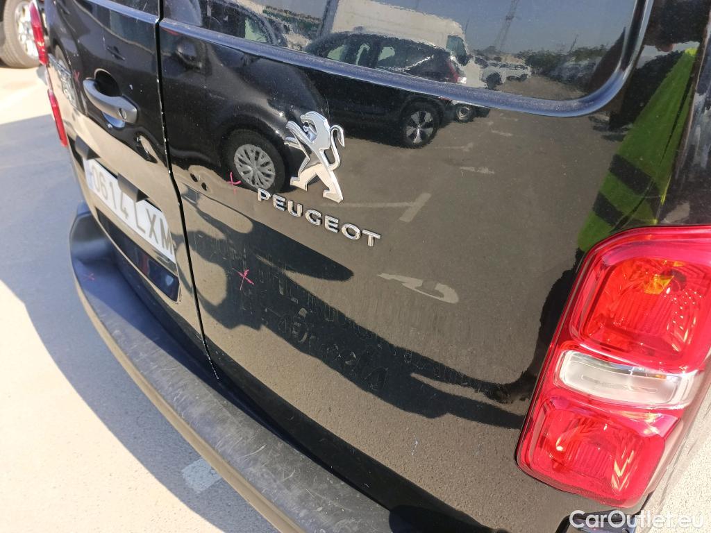  Peugeot  Expert PEUGEOT  / 2016 / 4P / furgón Furgón Premium 1.5 BlueHDi 100 Standard #16
