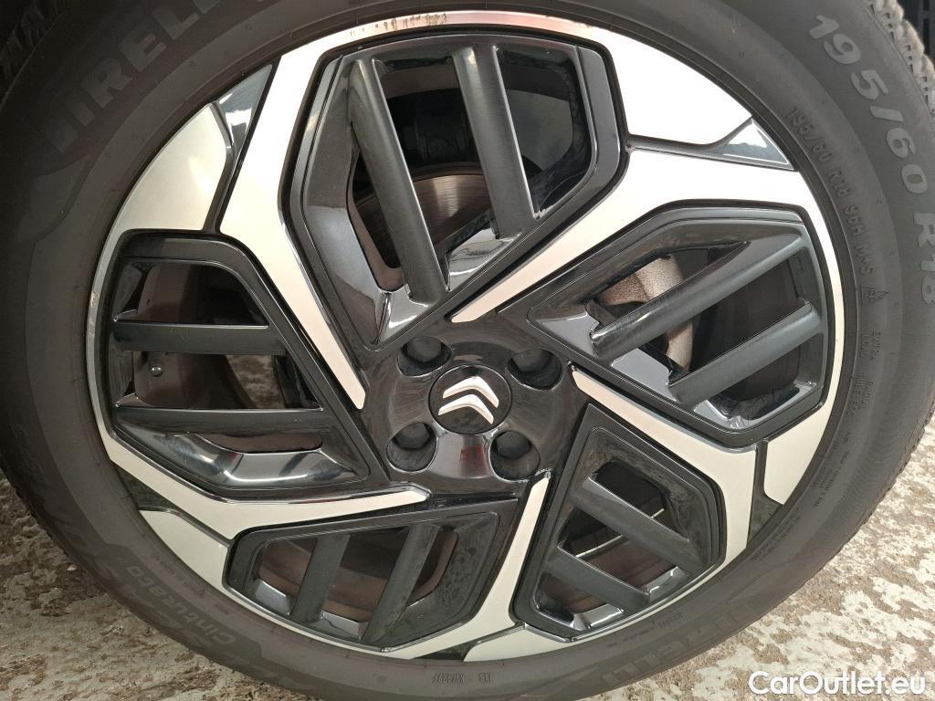  Citroen  C4 CITROEN  X / 2022 / 4P / Berline PureTech 130 S&S EAT8 Shine #25