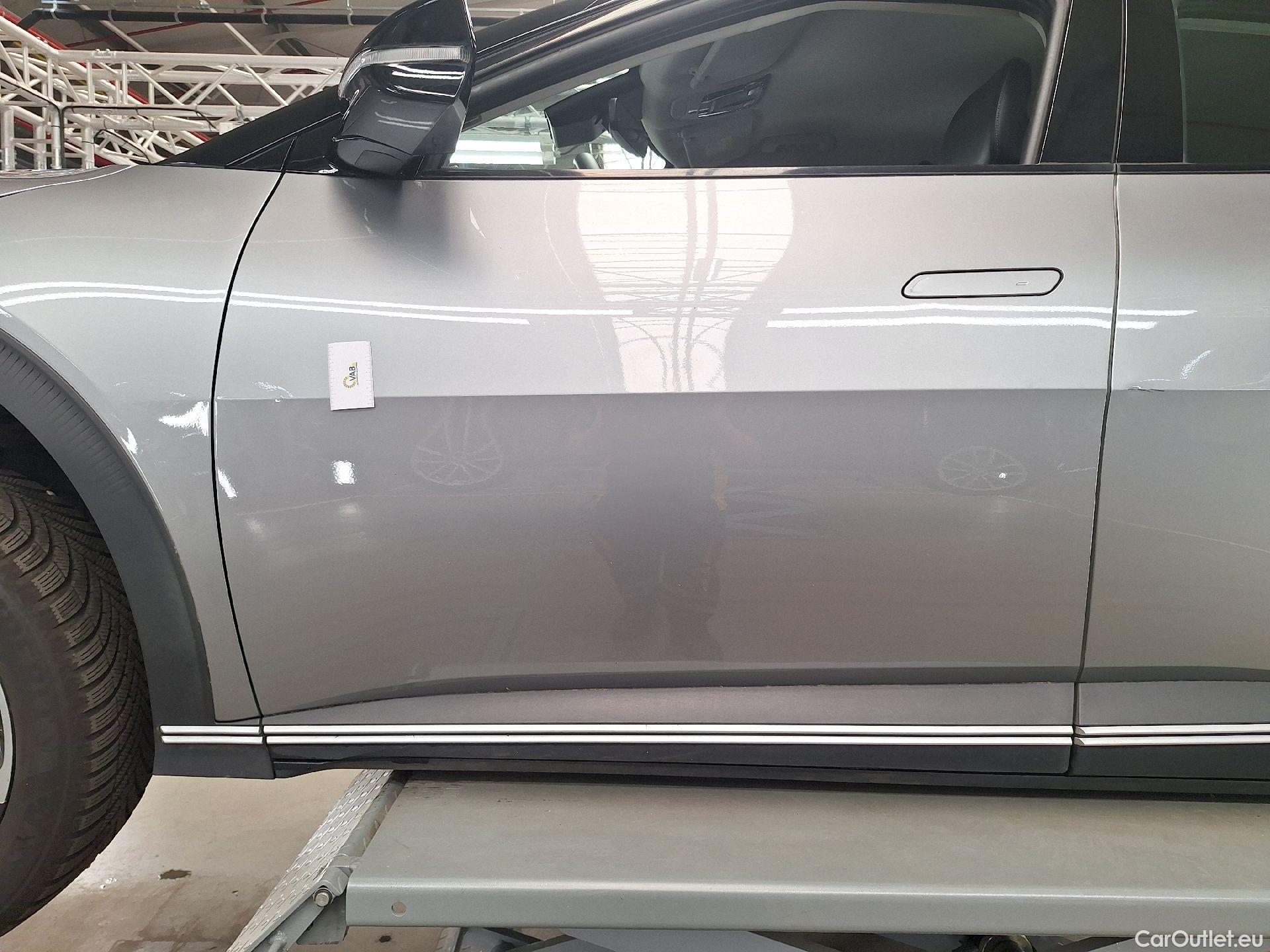  KIA  Ev6 Kia,  '21 BEV, KIA  BEV 77,4 kWH Air 5d #11