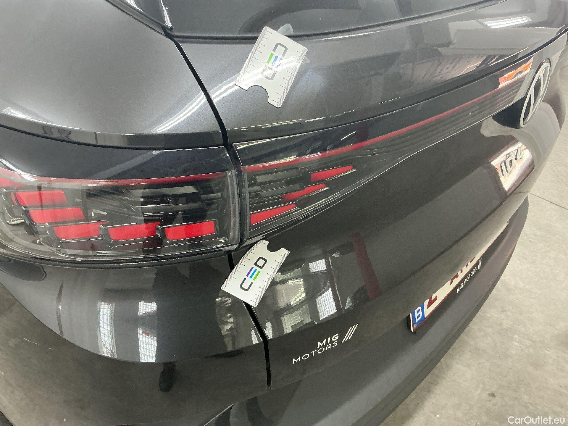  Volkswagen  ID.4 VW,  '20 BEV, Volkswagen  77 kWh - Business 5d #19