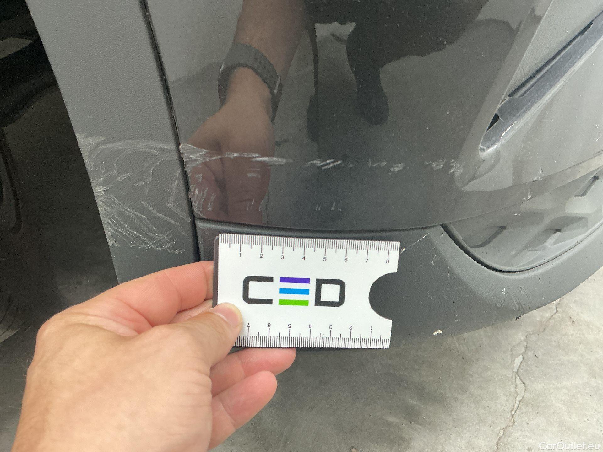  Volkswagen  ID.4 VW,  '20 BEV, Volkswagen  77 kWh - Business 5d #6