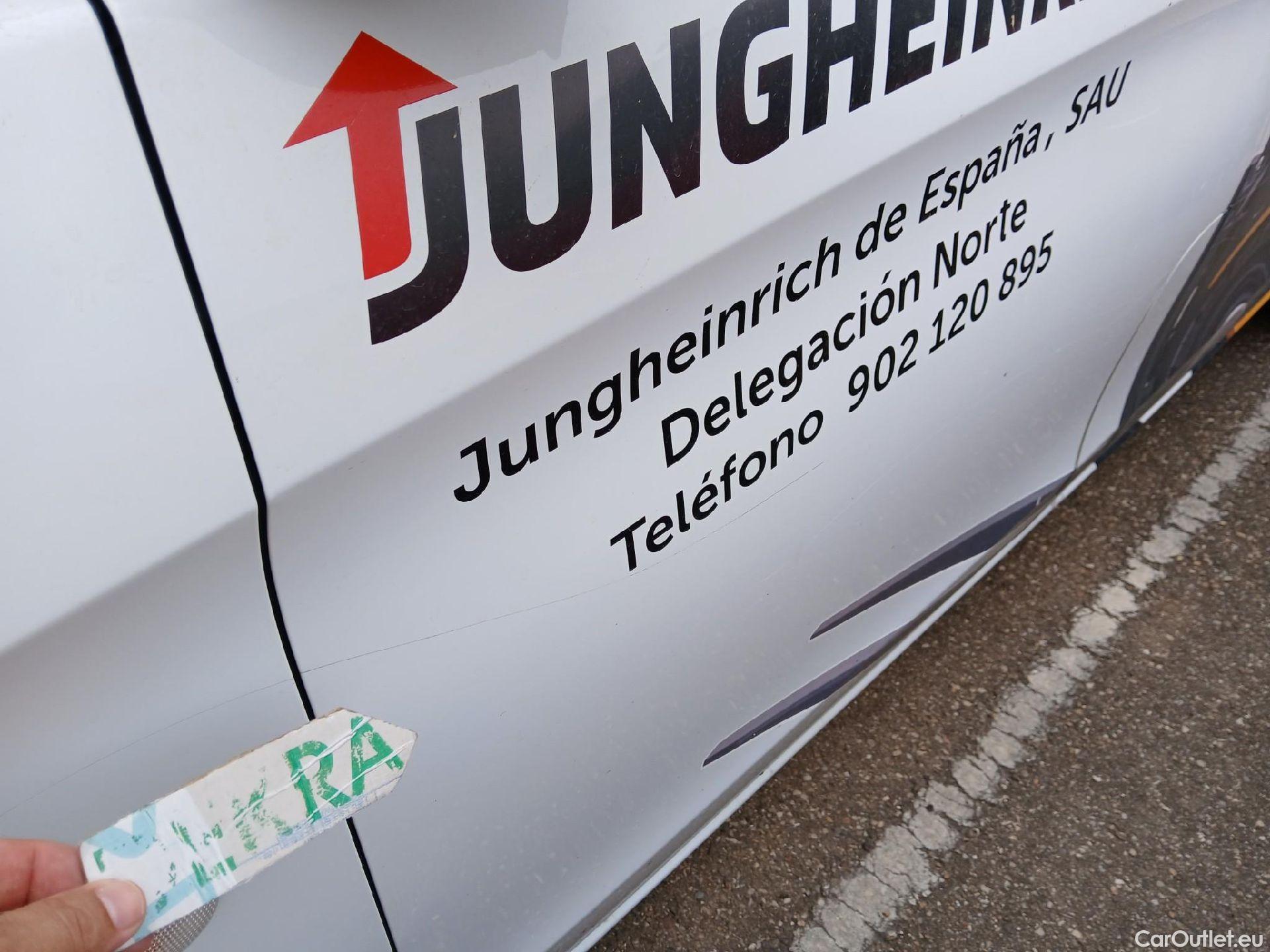  Mercedes  Vito MERCEDES-BENZ  / 2014 / 4P / furgón 111 CDI Larga #9