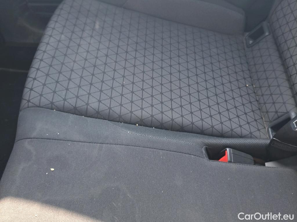  Volkswagen  T-CROSS VOLKSWAGEN  / 2018 / 5P / todoterreno Advance 1.0 TSI 81kW (110CV) DSG (AC) #16