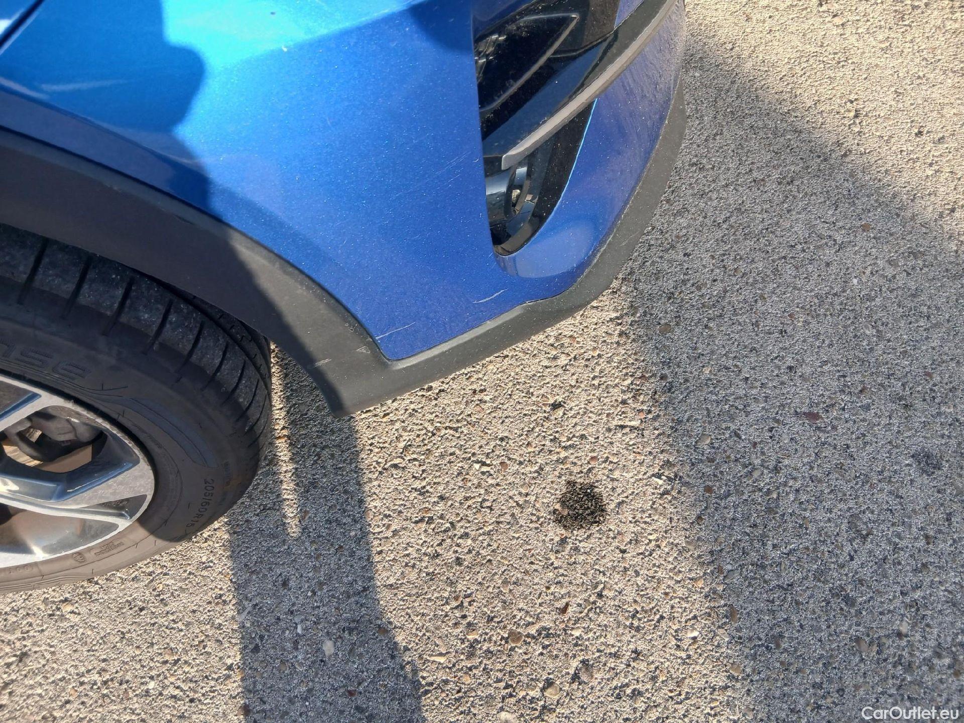  KIA  XCeed KIA  / 2019 / 5P / todoterreno 1.0 T-GDi Drive 88kW (120CV) #30