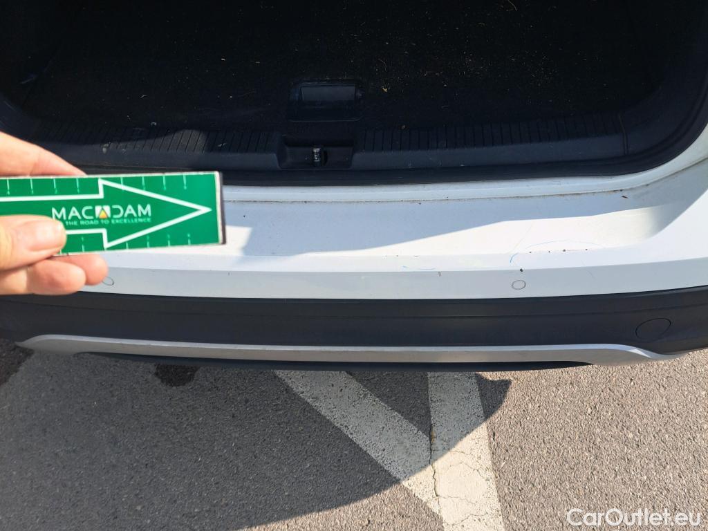  Volkswagen  T-CROSS VOLKSWAGEN  / 2018 / 5P / todoterreno Advance 1.0 TSI 81kW (110CV) DSG (AC) #23