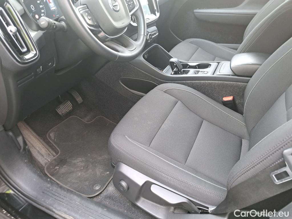 Volvo  XC 40 VOLVO XC40 / 2017 / 5P / todoterreno 2.0 B4 G AWD Momentum Pro Auto #5