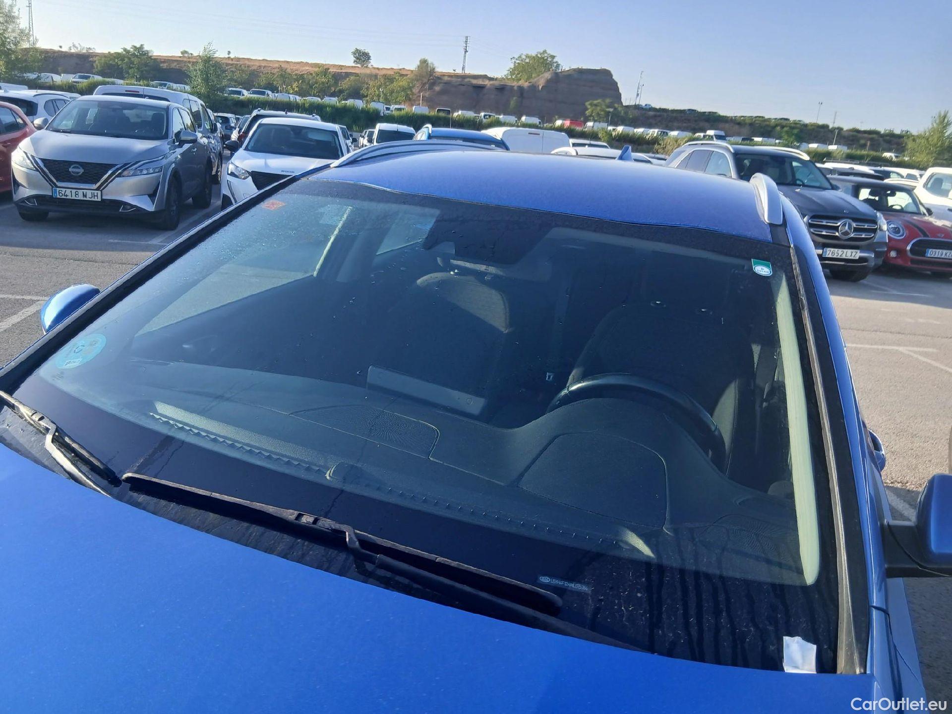  KIA  XCeed KIA  / 2019 / 5P / todoterreno 1.0 T-GDi Drive 88kW (120CV) #10