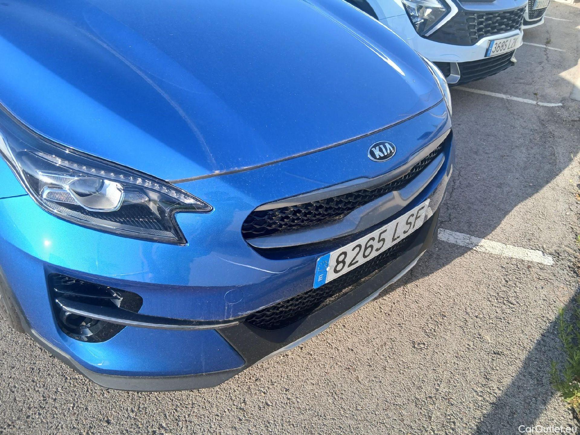  KIA  XCeed KIA  / 2019 / 5P / todoterreno 1.0 T-GDi Drive 88kW (120CV) #6