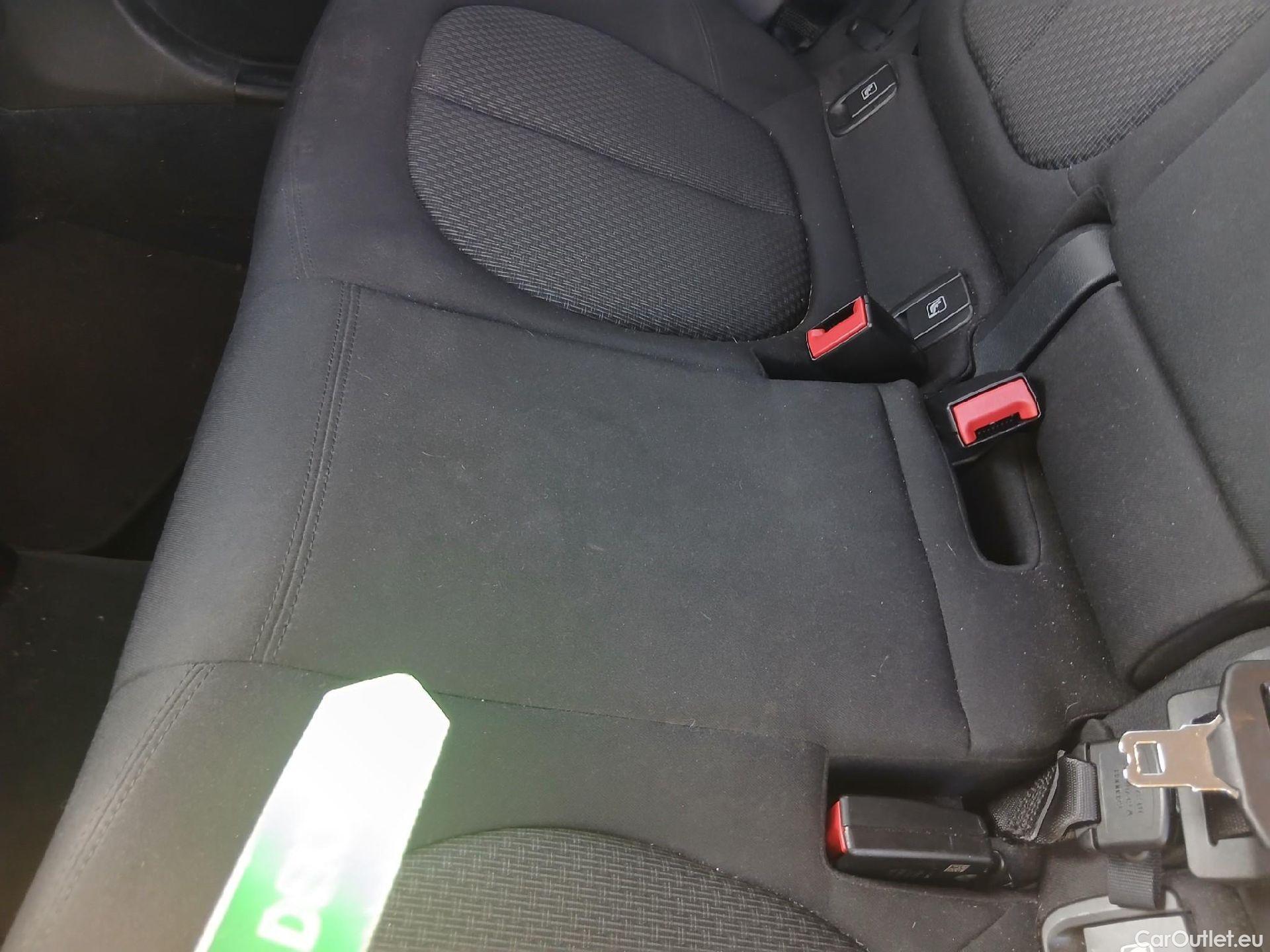  Bmw  X1 BMW  / 2019 / 5P / todoterreno sDrive18dA Corporate #18