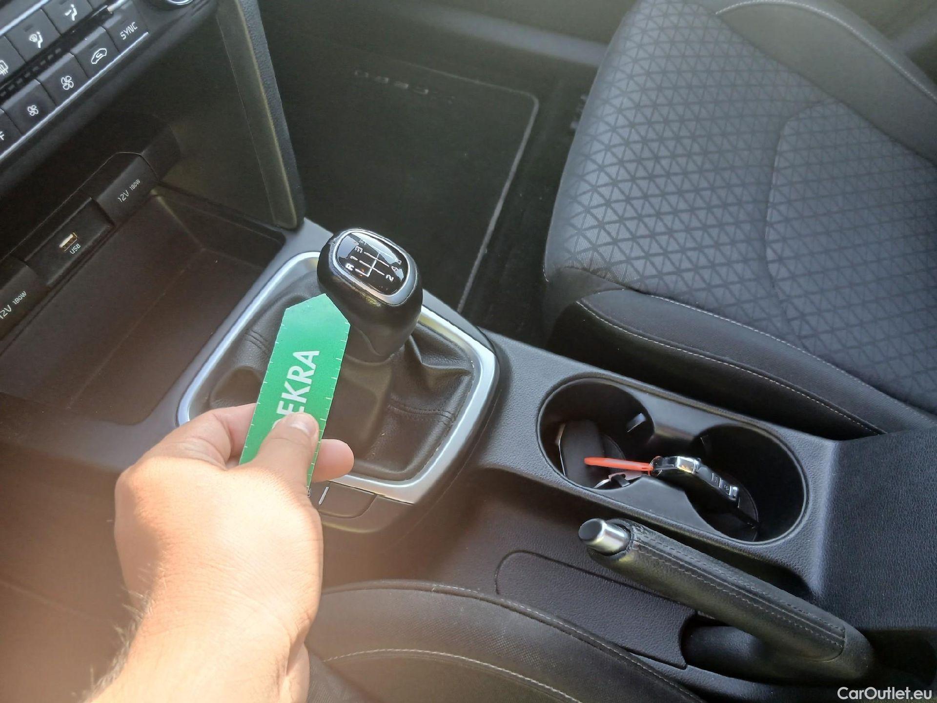  KIA  XCeed KIA  / 2019 / 5P / todoterreno 1.0 T-GDi Drive 88kW (120CV) #3