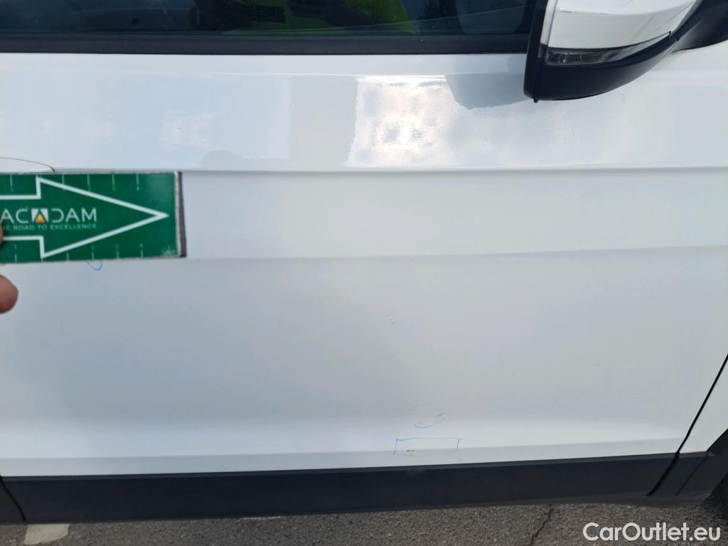  Volkswagen  T-CROSS VOLKSWAGEN  / 2018 / 5P / todoterreno Advance 1.0 TSI 81kW (110CV) DSG (AC) #7