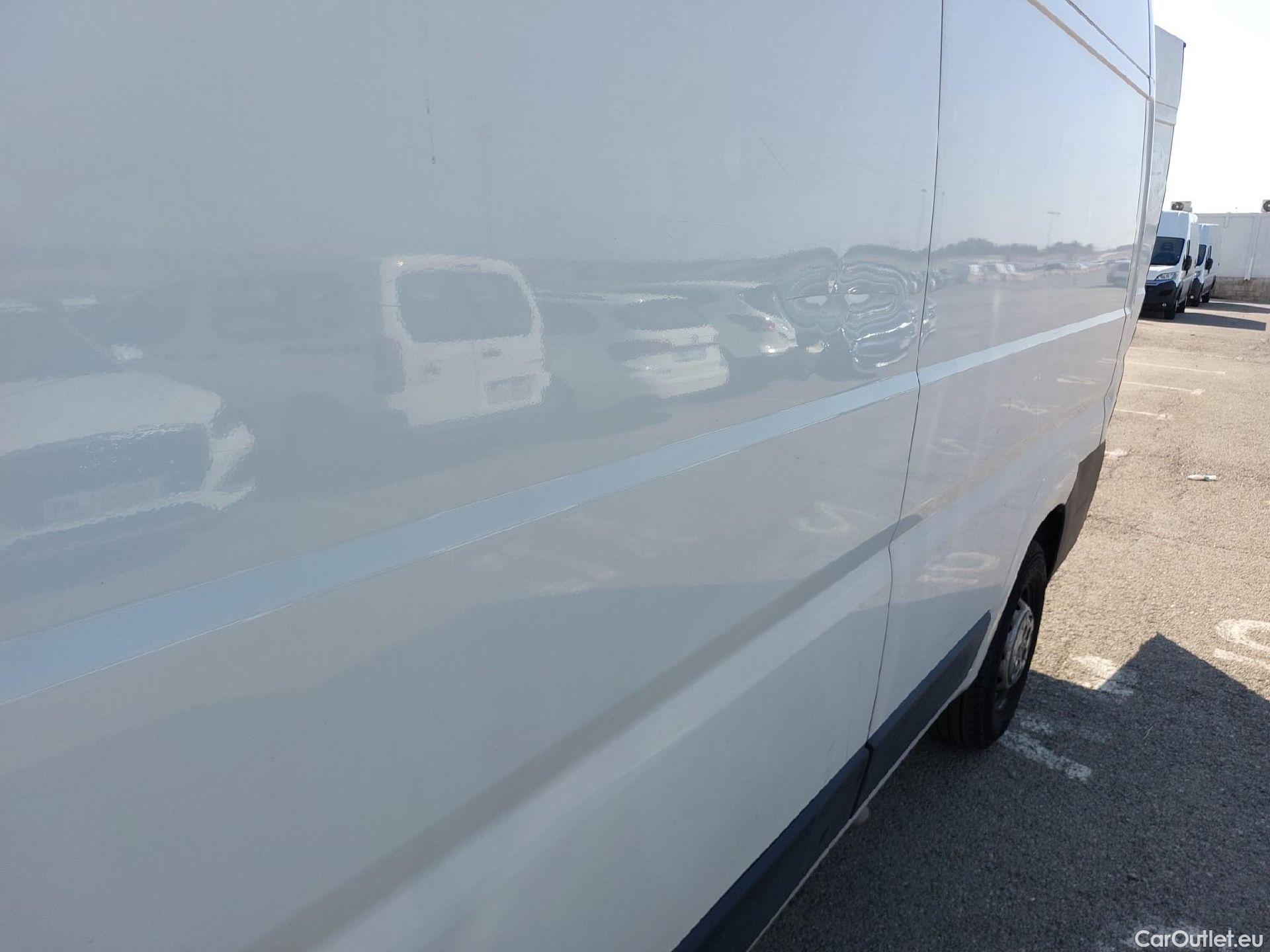  Citroen  Jumper CITROEN  / 2014 / 4P / furgón BlueHDi 88KW (120CV) Furgón 35L3H2 #9
