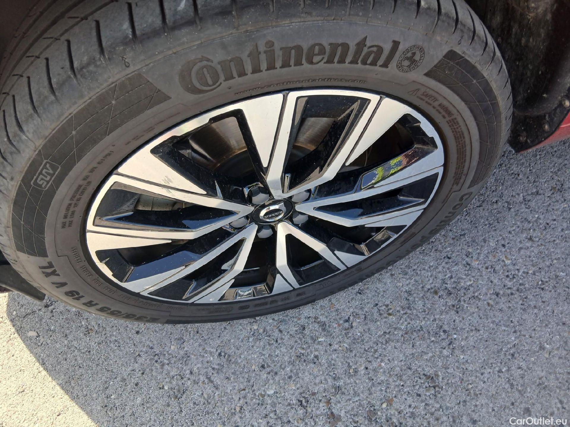  Volvo  XC60 VOLVO  / 2017 / 5P / todoterreno 2.0 B4 D Core Auto #11