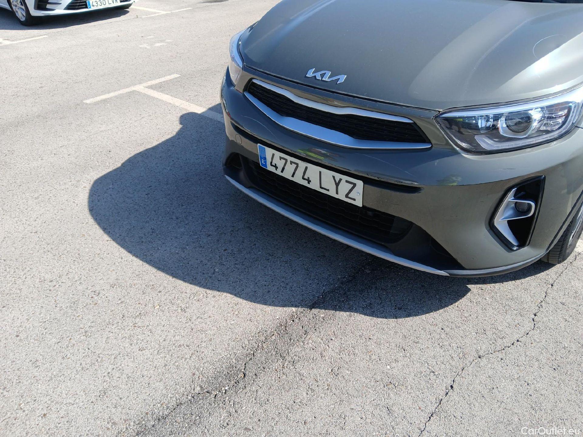  KIA  STONIC KIA  / 2017 / 5P / todoterreno 1.0 T-GDi 74kW (100CV) MHEV iMT Concept #5