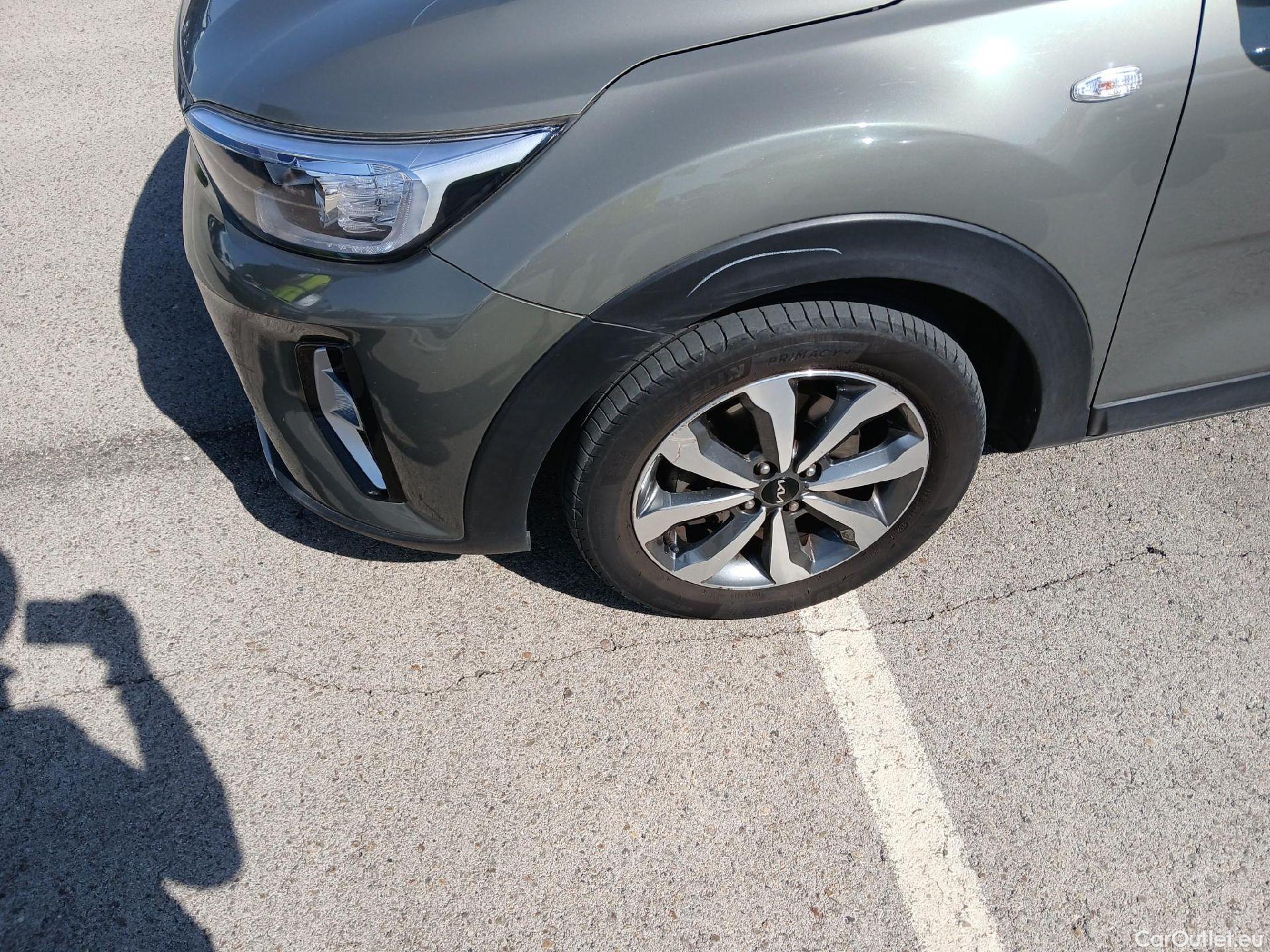  KIA  STONIC KIA  / 2017 / 5P / todoterreno 1.0 T-GDi 74kW (100CV) MHEV iMT Concept #11