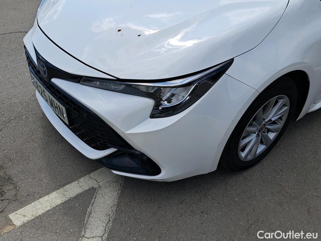  Toyota  Corolla TOYOTA  / 2019 / 5P / familiar 140H Active Plus Touring Sport #5